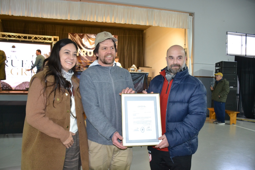 Espartillar inauguró TRUFAR 2026 con el reconocimiento como Fiesta Provincial