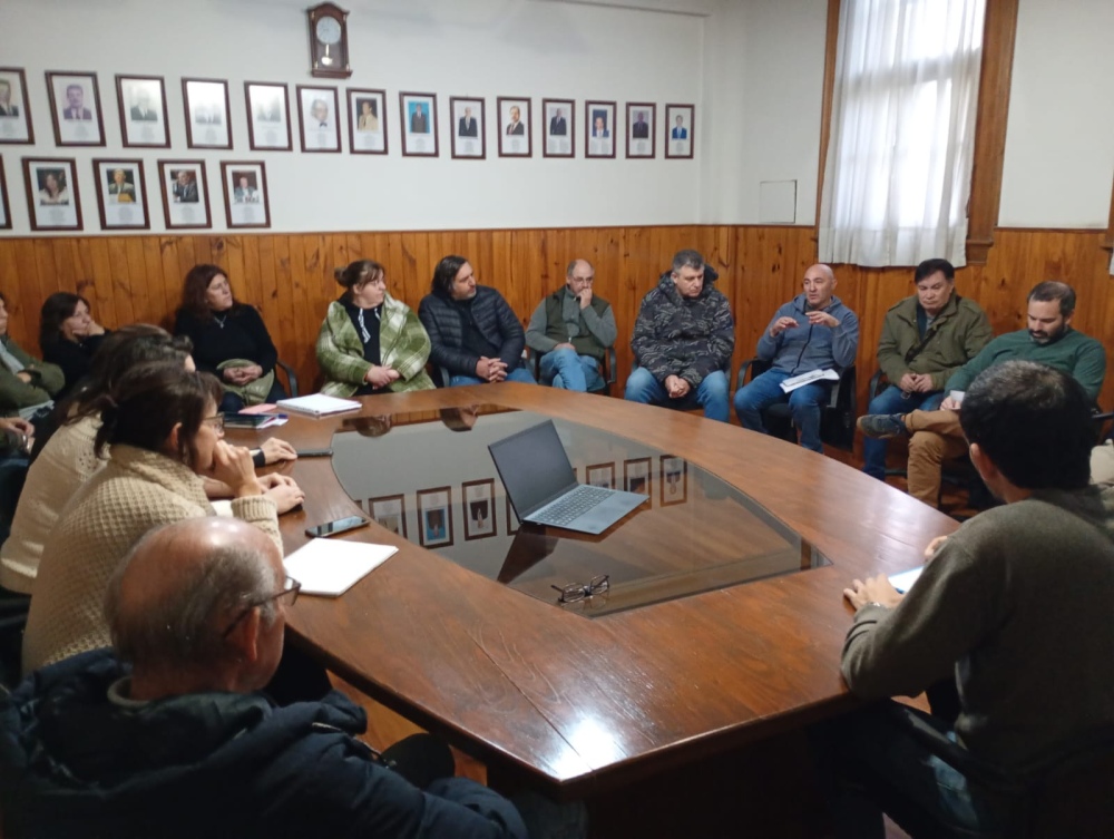 Buscan establecer reglas claras para la habilitación de nuevos espacios comerciales