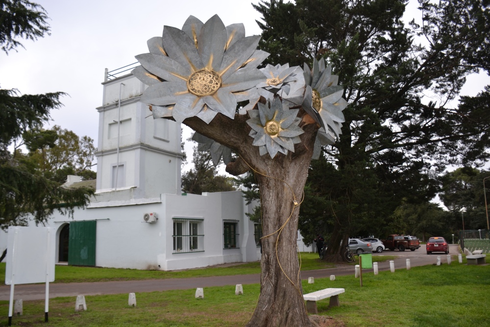 Quedó inaugurada la obra “Árbol de las Flores” en el Parque Municipal