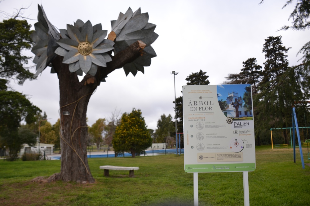 Quedó inaugurada la obra “Árbol de las Flores” en el Parque Municipal
