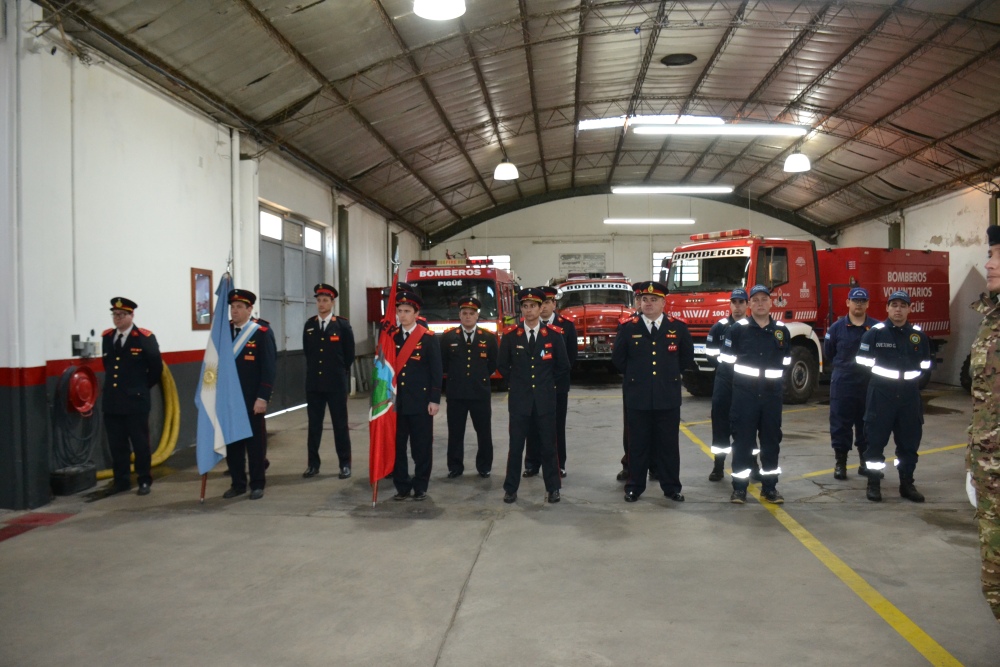 Bomberos Voluntarios de Pigüé celebró sus 68 años de servicio y compromiso con la comunidad