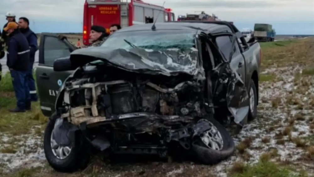 Chocó una camioneta del Ejército en la ruta 33: tres heridos