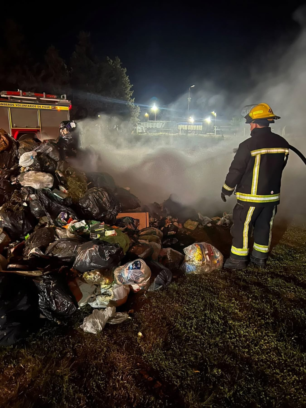 Principio de incendio en un camión recolector
