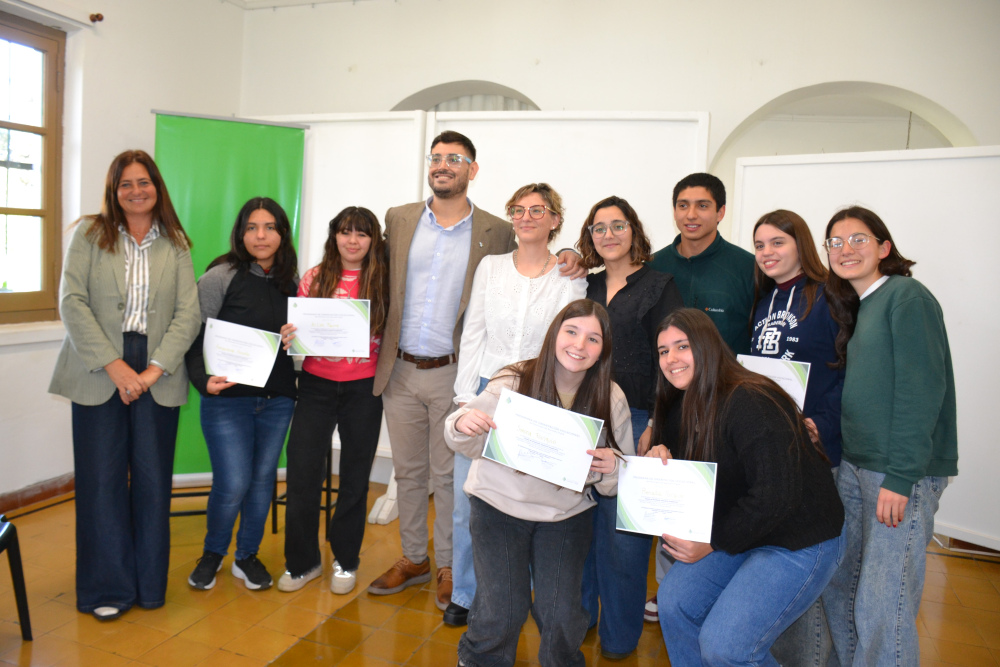 Programa Distrital de Orientación Vocacional: 50 estudiantes recibieron sus certificados