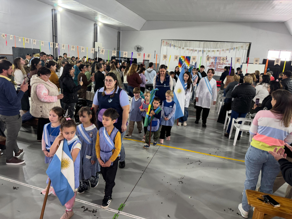 Espartillar fue sede del acto centralizado por el 12 de octubre