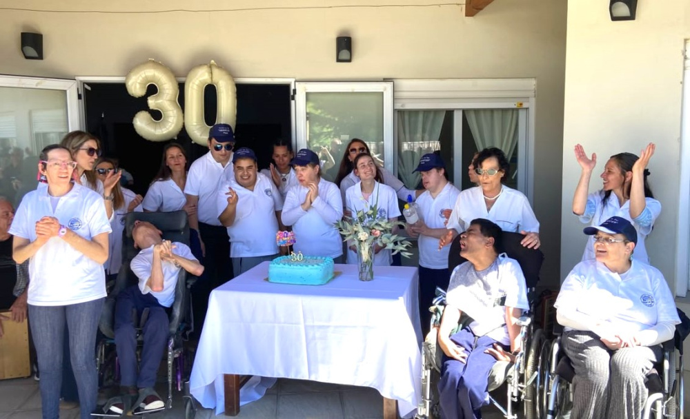 El Centro de Día Amanecer celebró sus 30 años de historia y compromiso con la comunidad