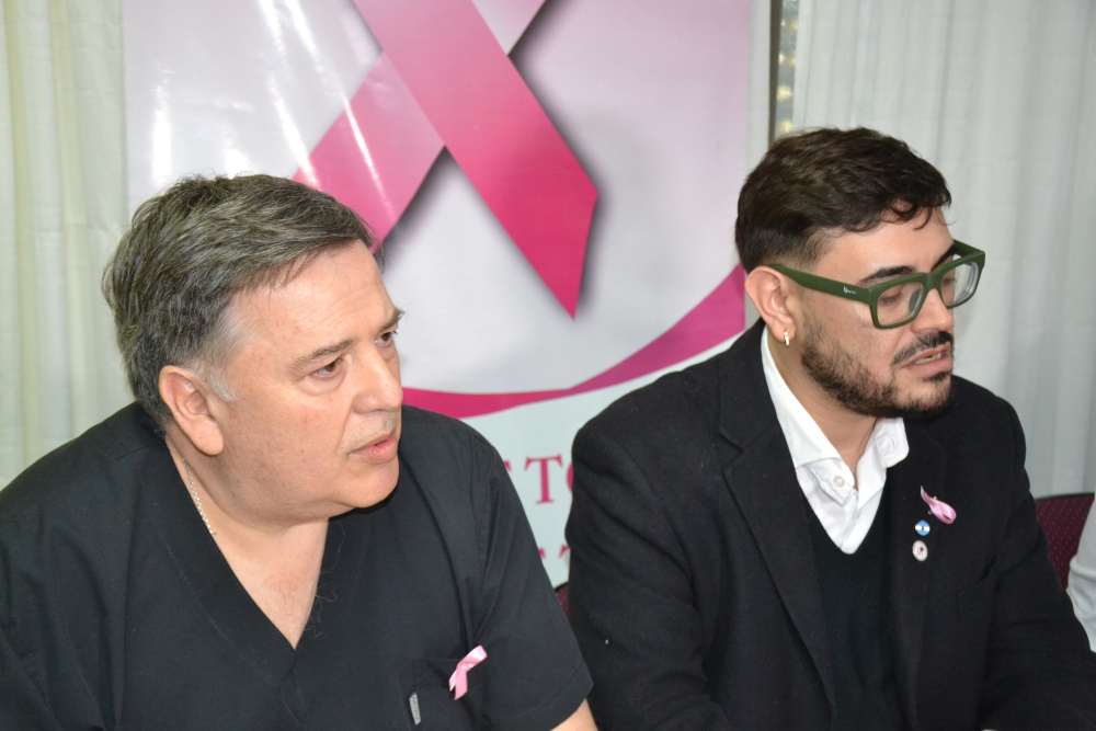 Octubre Rosa: impulsan acciones de prevención y controles contra el cáncer génito-mamario