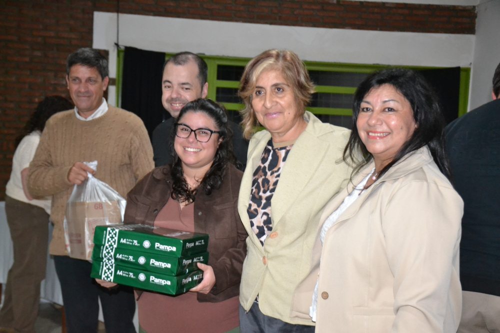 Reconocieron el trabajo de las cooperadoras escolares del distrito de Saavedra