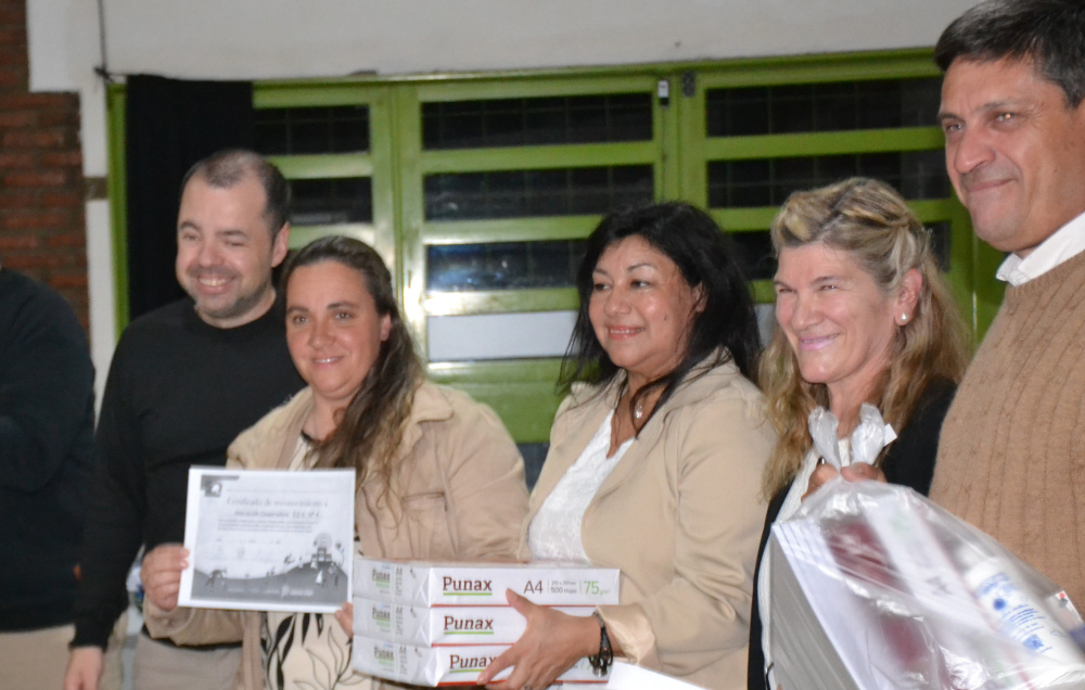 Reconocieron el trabajo de las cooperadoras escolares del distrito de Saavedra