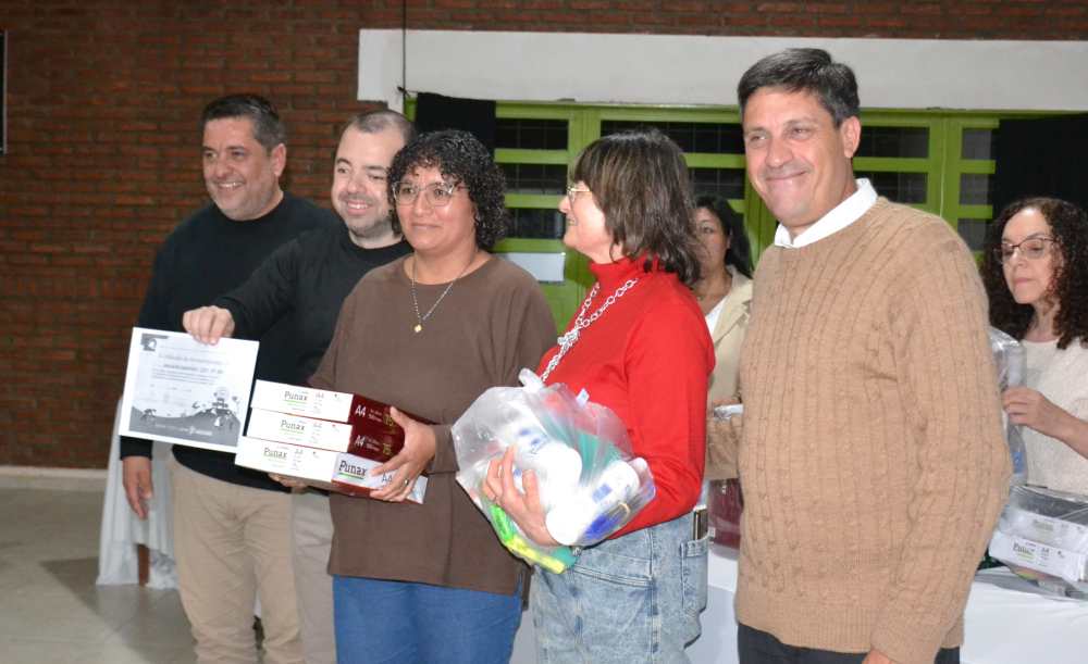 Reconocieron el trabajo de las cooperadoras escolares del distrito de Saavedra