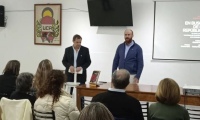 Pablo Zubiaurre presentó su nuevo libro "En busca de la república" en el Comite de la UCR de nuestra ciudad