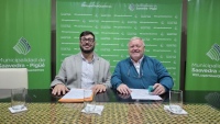 Avanza la construcción de 32 viviendas en Pigüé: nuevo convenio para dotarlas de energía eléctrica