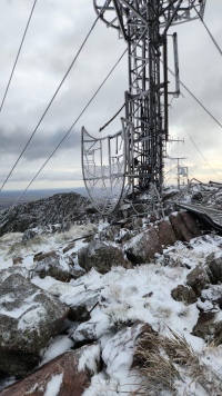 Las Sierras de Curamalal se tiñeron de blanco con la llegada del invierno
