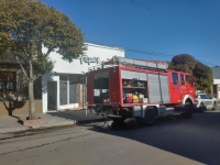 Intervención de Bomberos en una empresa local por presencia de humo