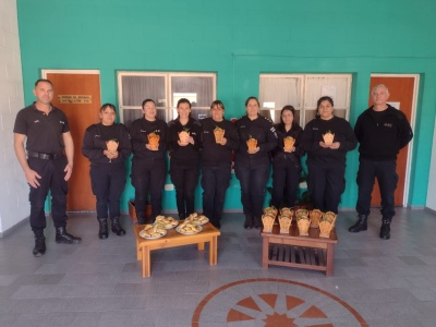 Festejos por el Día de la Madre en la UP 19 de Saavedra
