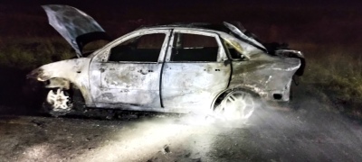Incendio de un vehículo en la Ruta 67 entre Pigüé y Puan