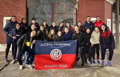 El Sub 14 femenino de Peñarol ya se encuentra en Trenque Lauquen para disputar el Torneo Cup Team Sport