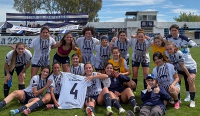 Sarmiento imparable: seis de seis y triunfo en el clásico pigüense