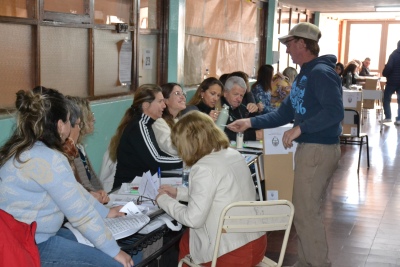 Jornada electoral tranquila en Pigüé, con retrasos en la apertura de algunas mesas