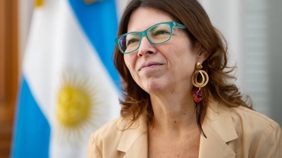 La ministra Silvina Batakis estar&aacute; en Pig&uuml;&eacute; para entregar las 32 viviendas