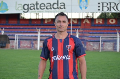 Club Pe&ntilde;arol oficializ&oacute; la incorporaci&oacute;n de Mart&iacute;n Prost para la temporada 2026