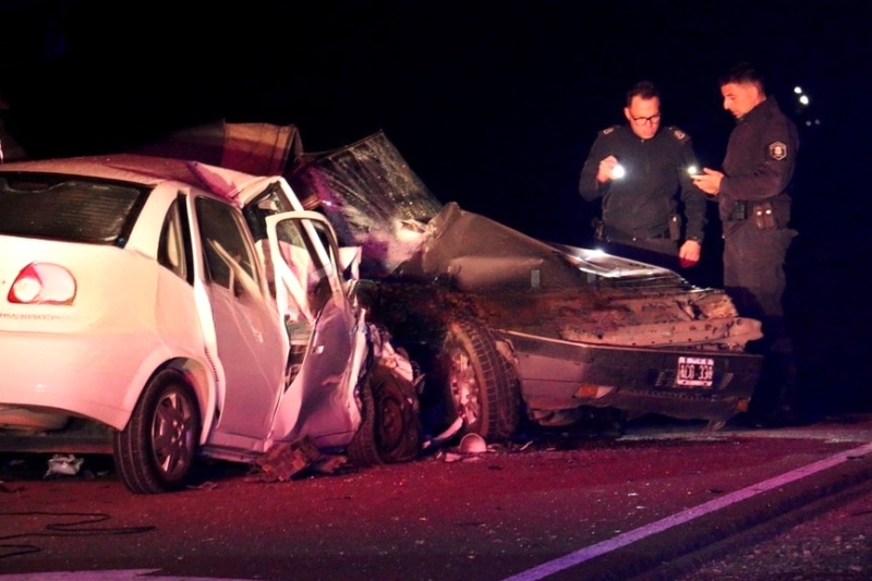Ruta 67: Un choque frontal dejó una víctima fatal y dos personas hospitalizadas